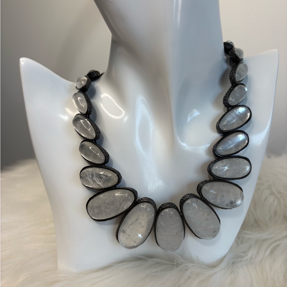 Chic Black And White Women's Necklace